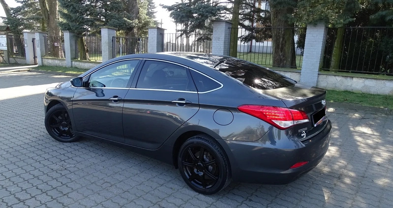 Hyundai i40 cena 37900 przebieg: 133000, rok produkcji 2012 z Tarnów małe 352